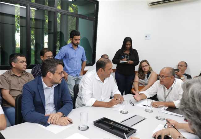 Prefeito, secretário Fausto e representantes do trade turístico discutem sobre temporada de Cruzeiros 2019-2020.